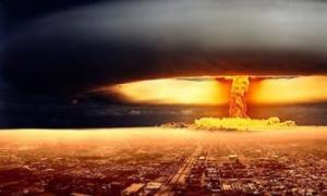 Hydrogen bomb and nuclear bomb differences