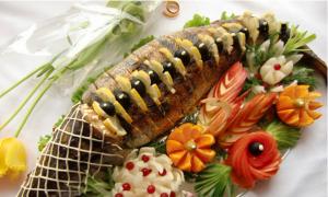 Oktatási gyakorlat módszertani fejlesztése a témában: Töltött hal főzése Rizzsel és gombával töltött fehérhal